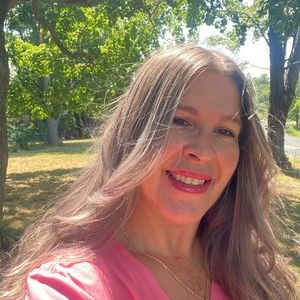 Meet your Posher, Candice